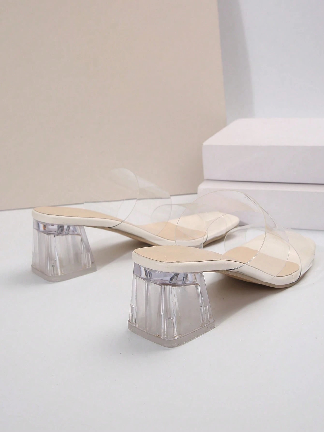 Elegant white women's high-heeled sandals—square toe, sturdy heel, strap, formal shoes for all seasons, stiletto heel